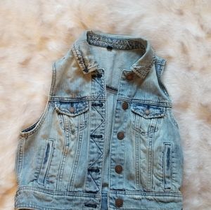 American Eagle Denim Vest size M